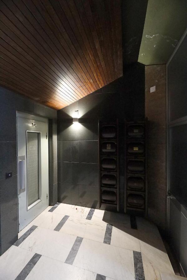 Flh Porto Spacious Apartment With Balcony Esterno foto