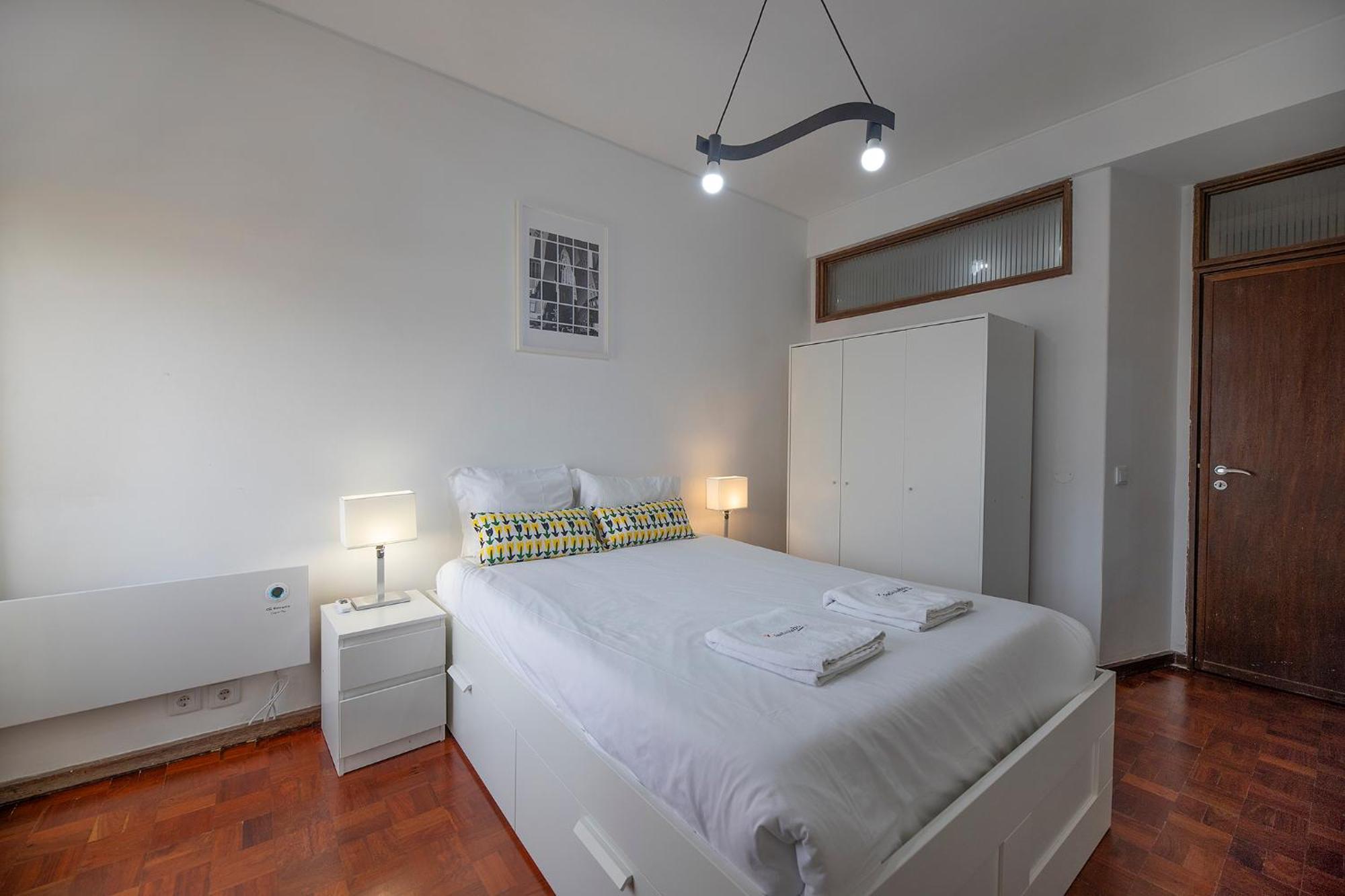 Flh Porto Spacious Apartment With Balcony Esterno foto