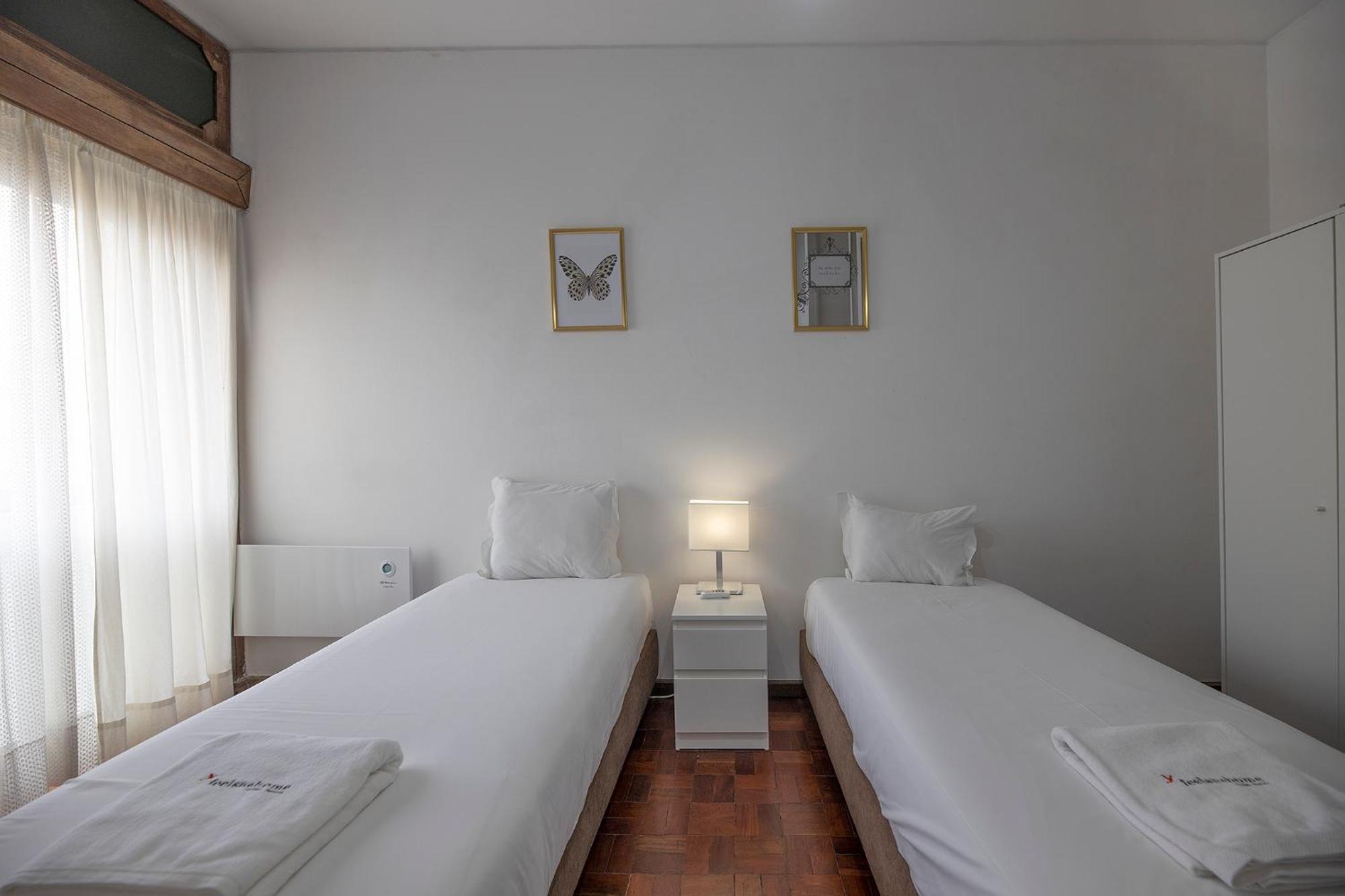 Flh Porto Spacious Apartment With Balcony Esterno foto